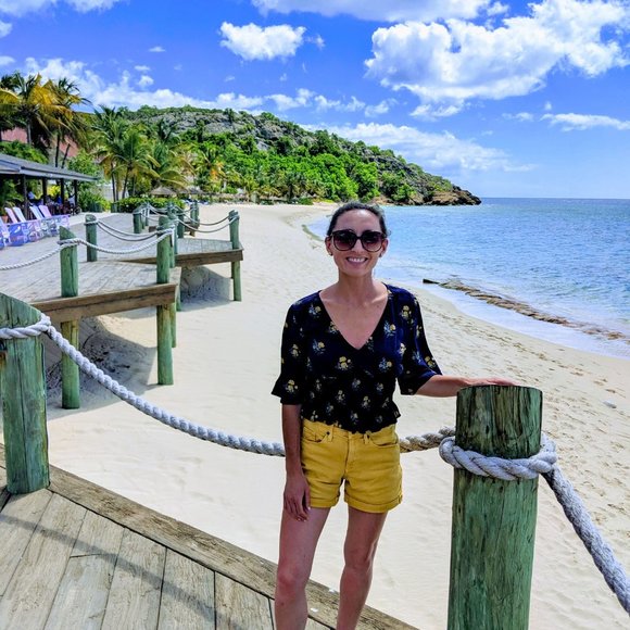 Meet your Posher, Alison - Picture 4 of 4